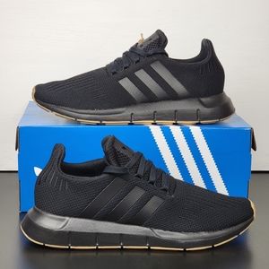 Adidas Originals Swift Run OG Sneakers Black Gum Men's Casual Shoes